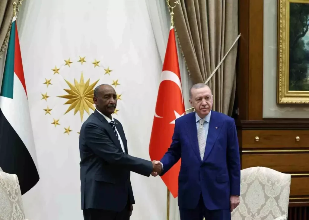 Cumhurbaşkanı Erdoğan, Sudan Egemenlik Konseyi Başkanı el Burhan ile görüştü