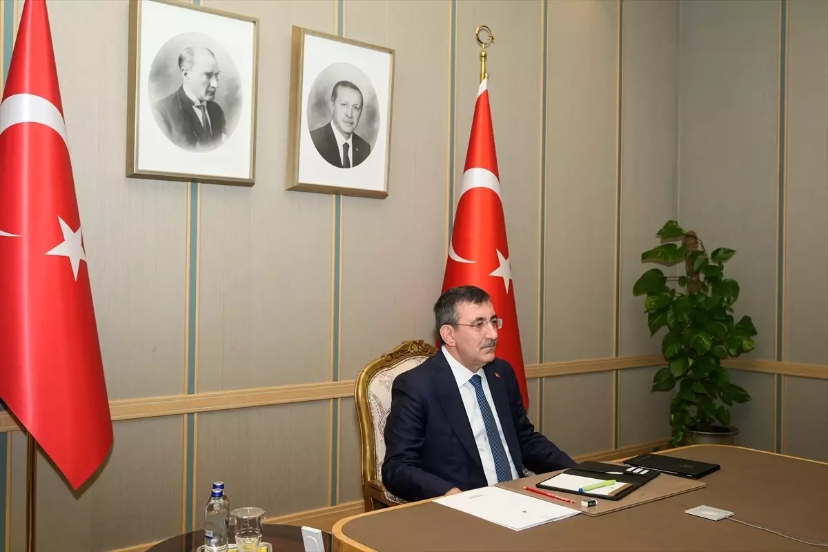 Cumhurbaşkanı Yardımcısı Cevdet Yılmaz, Gönüllüler Koalisyonu Çevrimiçi Liderler Zirvesi’ne Katıldı