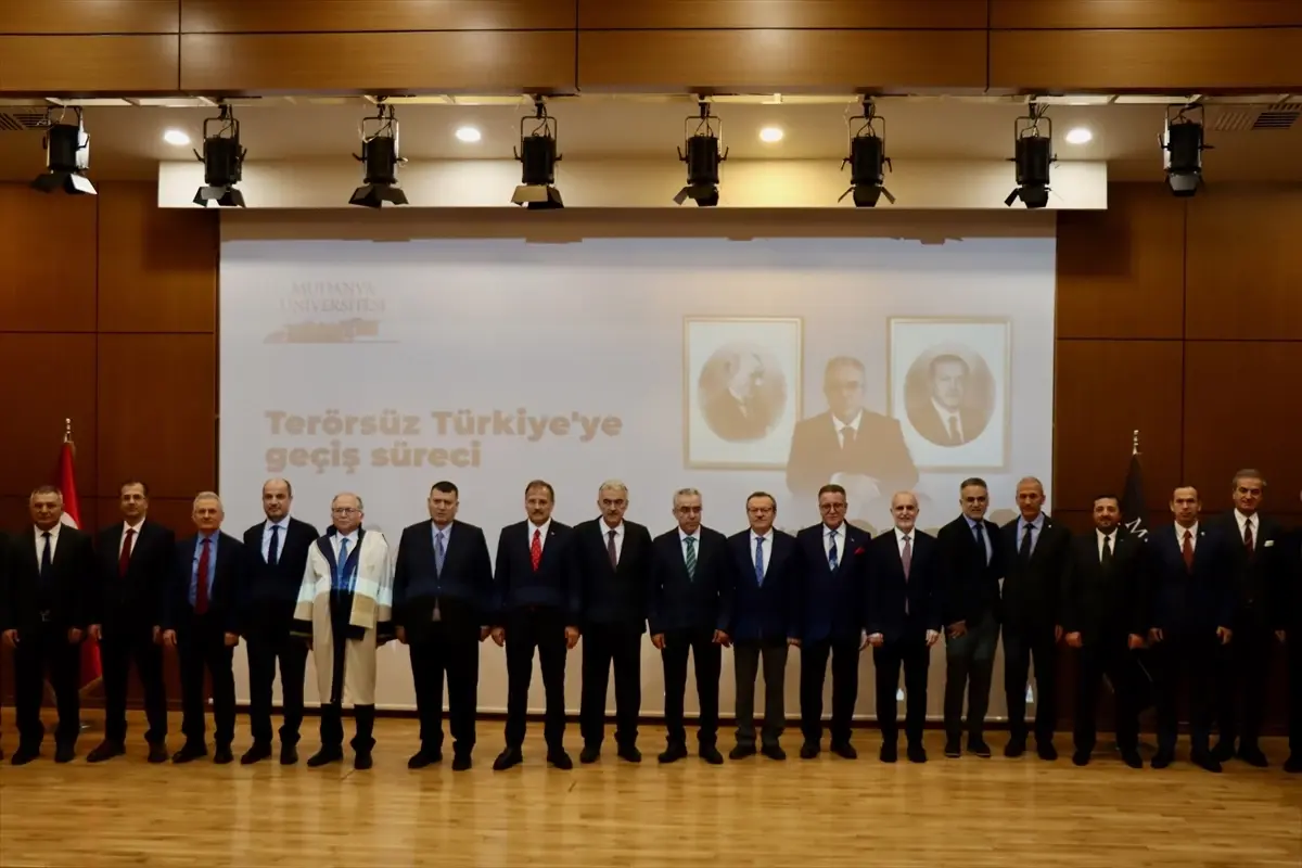 Cumhurbaşkanlığı Hukuk Politikaları Kurulu Başkanvekili Mehmet Uçum, Mudanya Üniversitesi’nde Terörsüz Türkiye Konferansında Açıklamalarda Bulundu