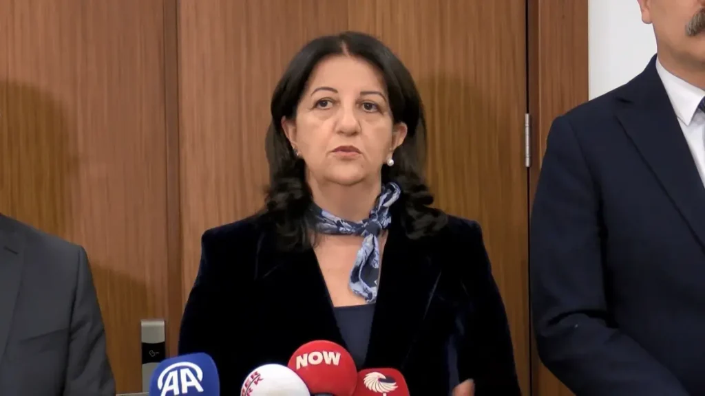 DEM Parti Heyeti, TİP’i Ziyaret Etti ve Barış‑Demokrasi Konularını Görüştü