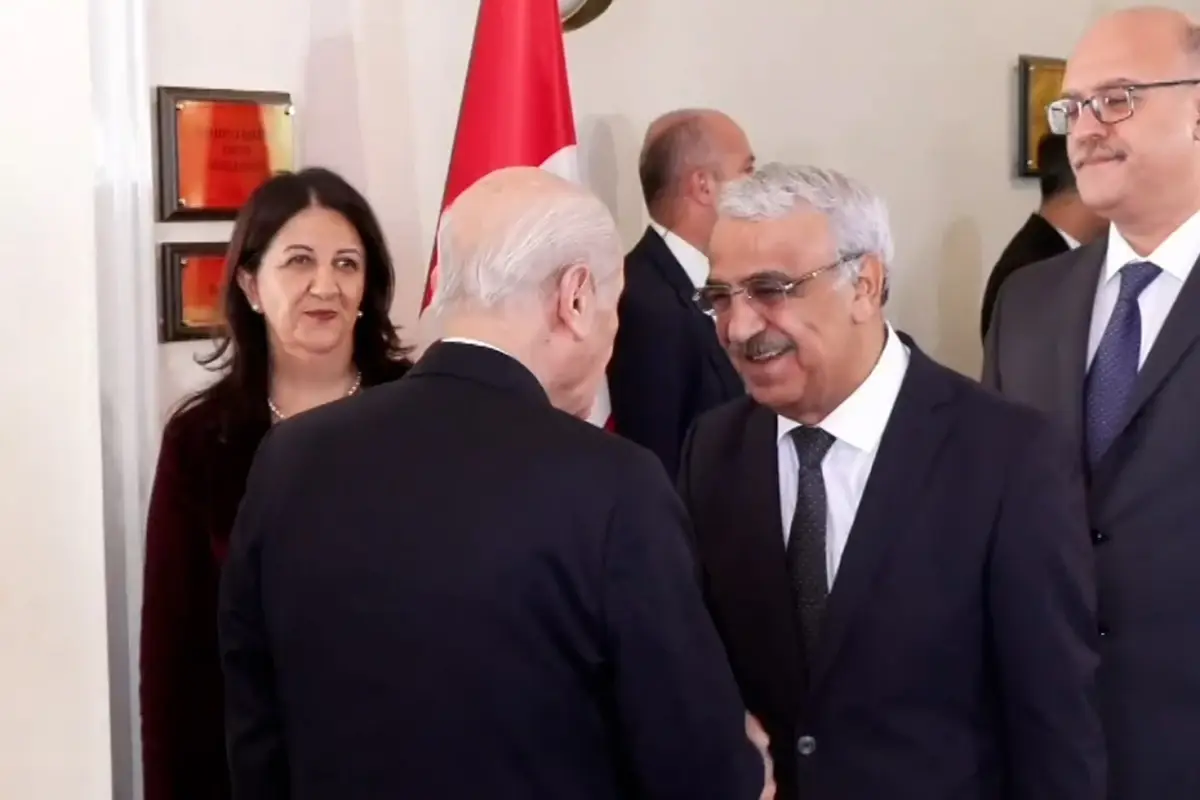 DEM Parti İmralı Heyeti ve MHP Lideri Devlet Bahçeli Arasındaki Görüşme Resmen Başladı