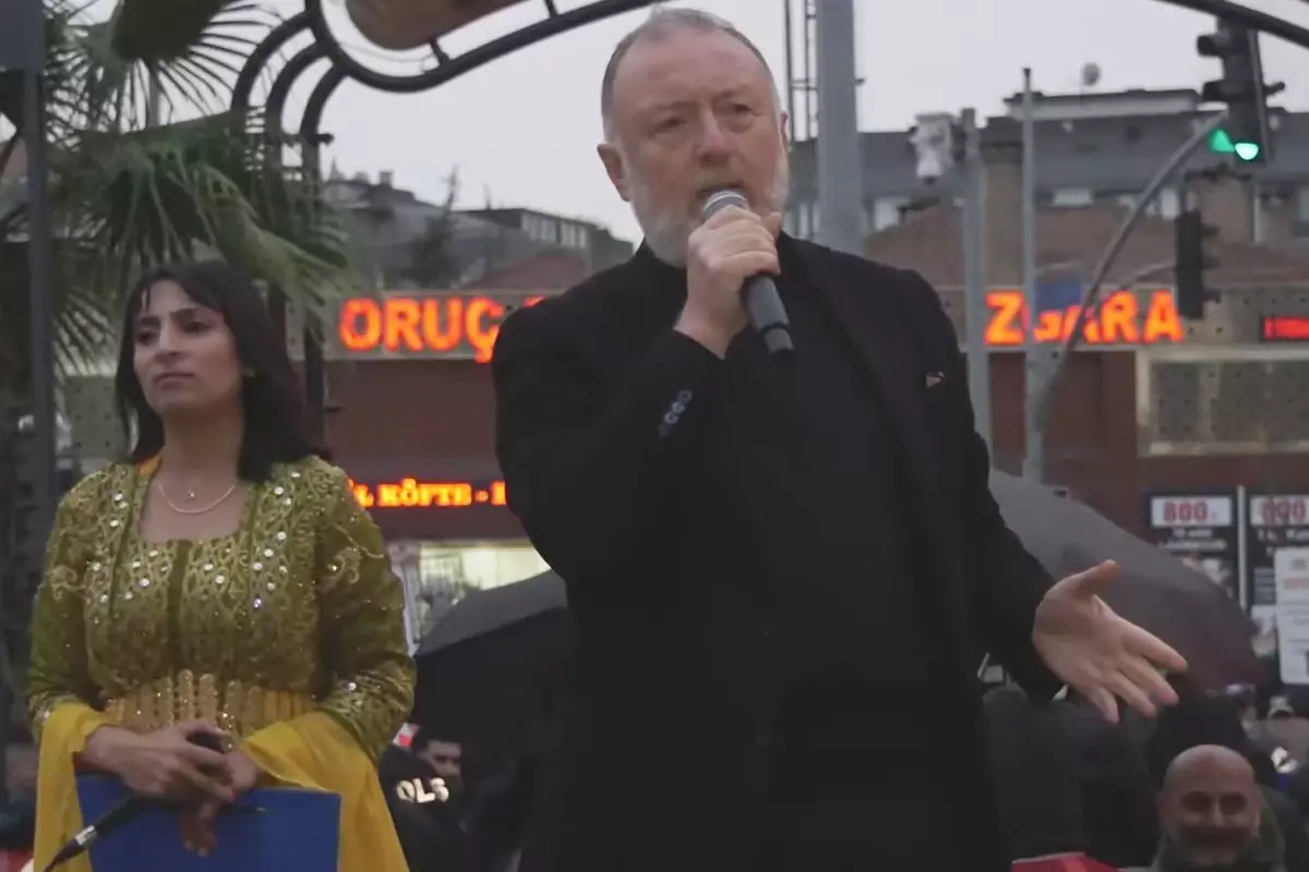 DEM Partili Sezai Temelli’den Atılan Slogana Müdahale Eden Polislere Sert Tepki