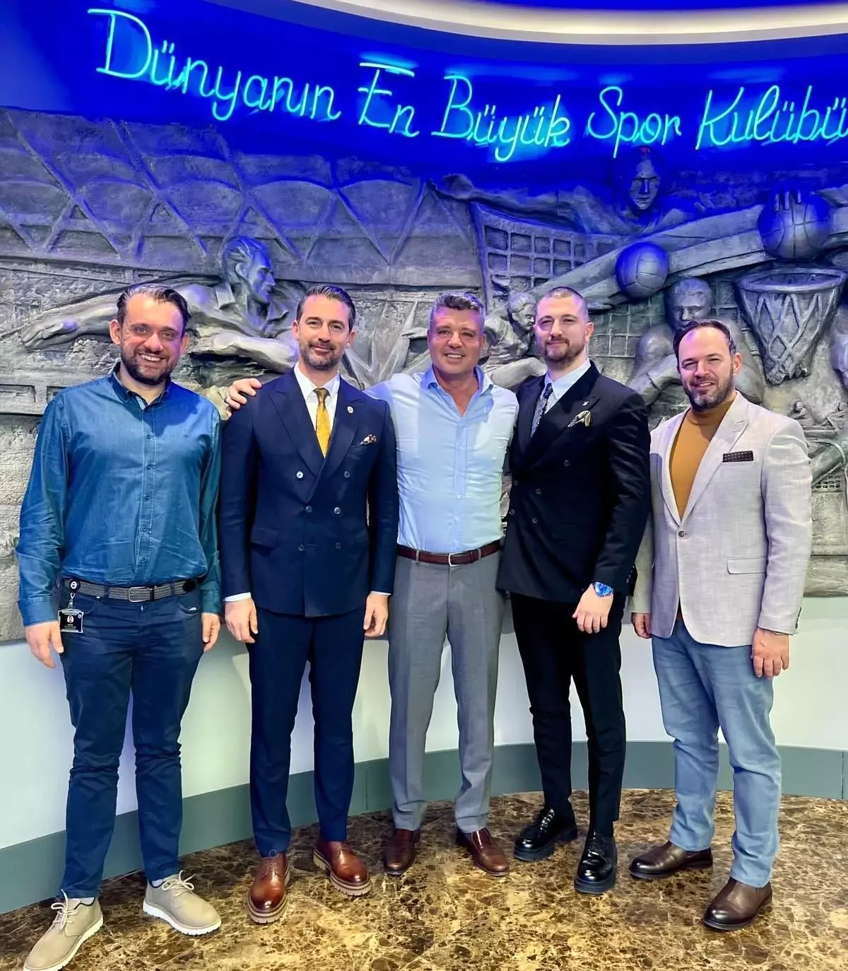 Fenerbahçeliler Derneği’nde Önemli Görüşme: Savaş Polat ve Sadettin Saran’ın Denizli Ziyareti