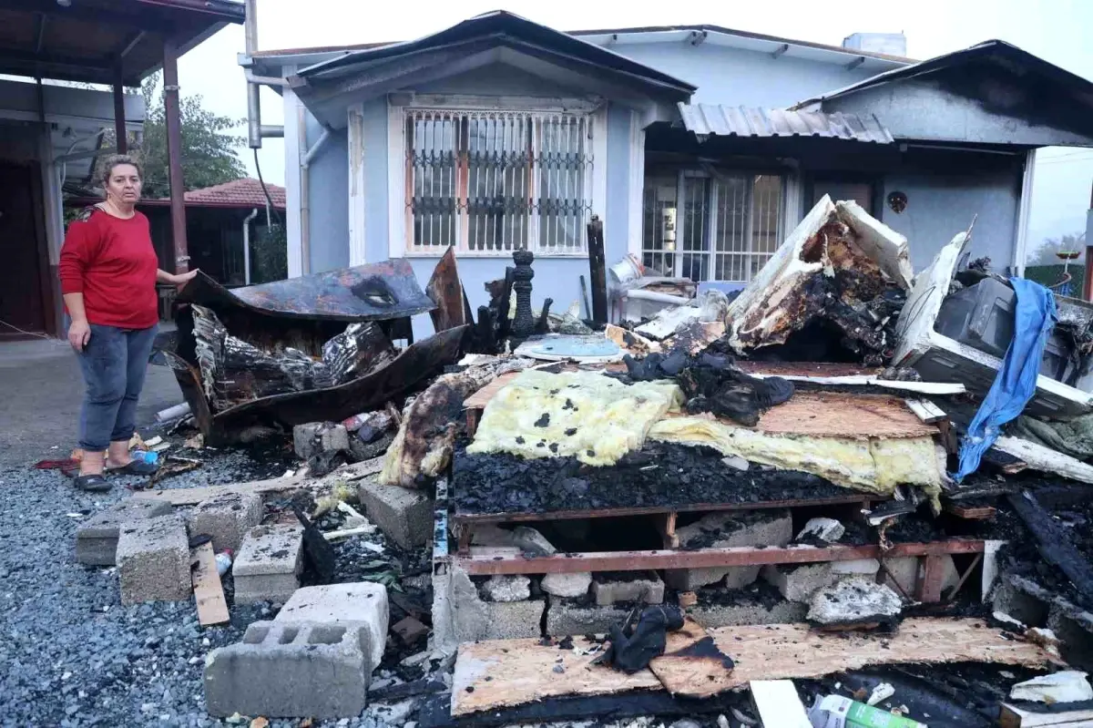 Hatay’da Alevler İçinde Korku Dolu Anlar: Prefabrik Evde Çıkan Yangın Büyük Panik Yarattı