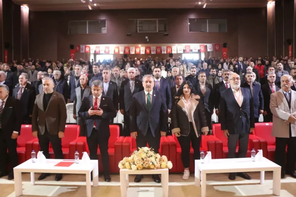 Destici: PKK Suriye’nin Üçte Birini İstiyor