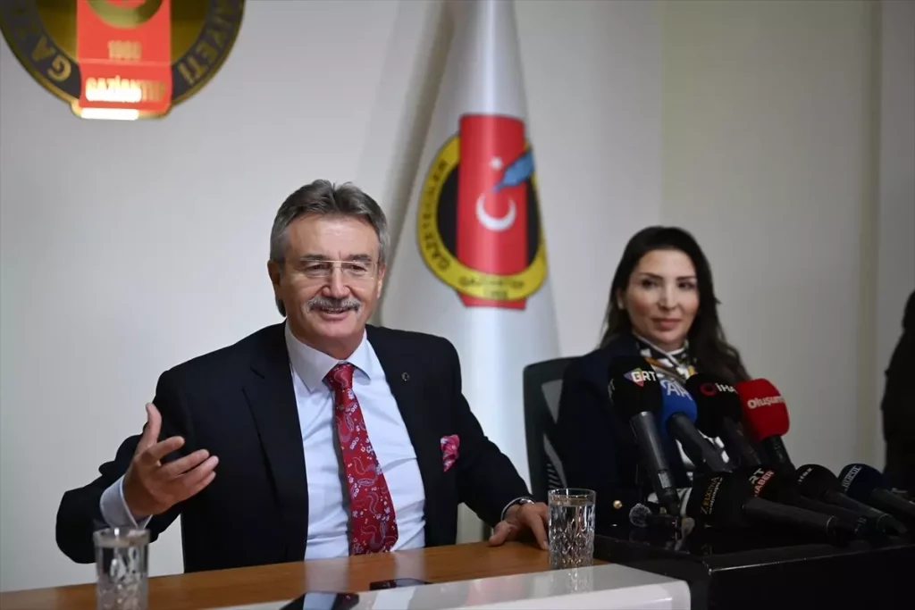 Kürşat Tüzmen Gaziantep’te Basın Toplantısı Düzenledi