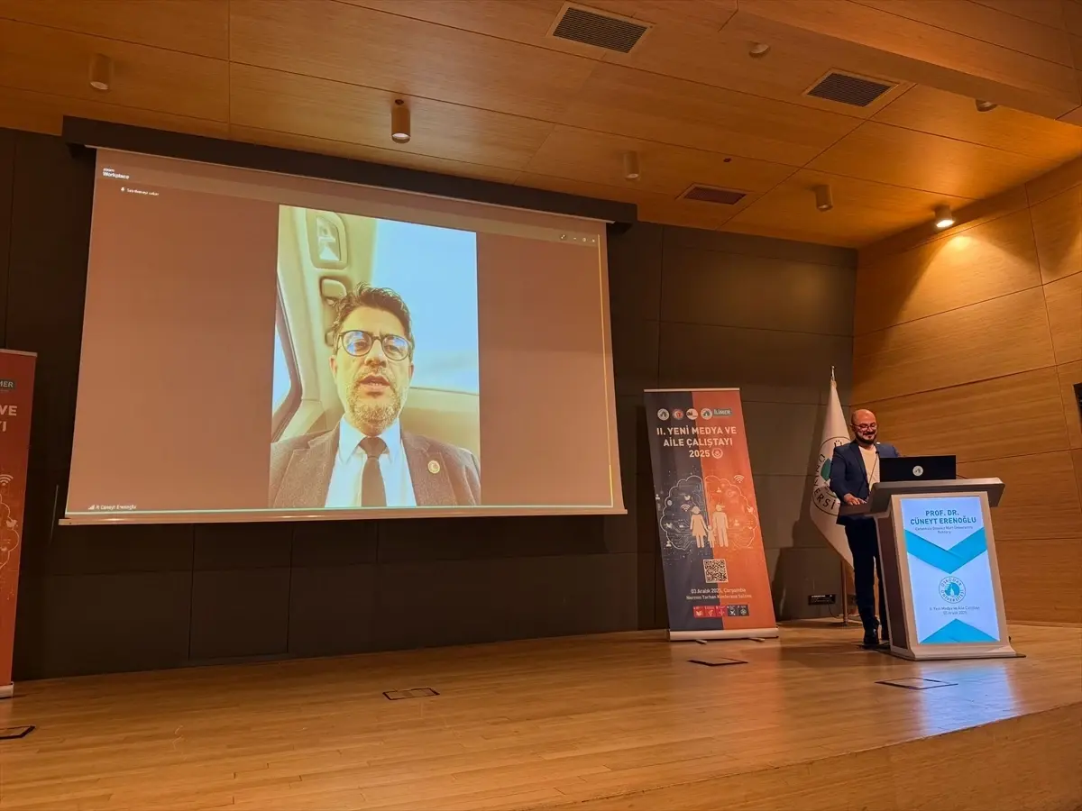 Dijital Çağda Aile Yapısı Çalıştayı: Yeni Medya ve Aile İlişkileri Üzerine Derinlemesine Bir Değerlendirme