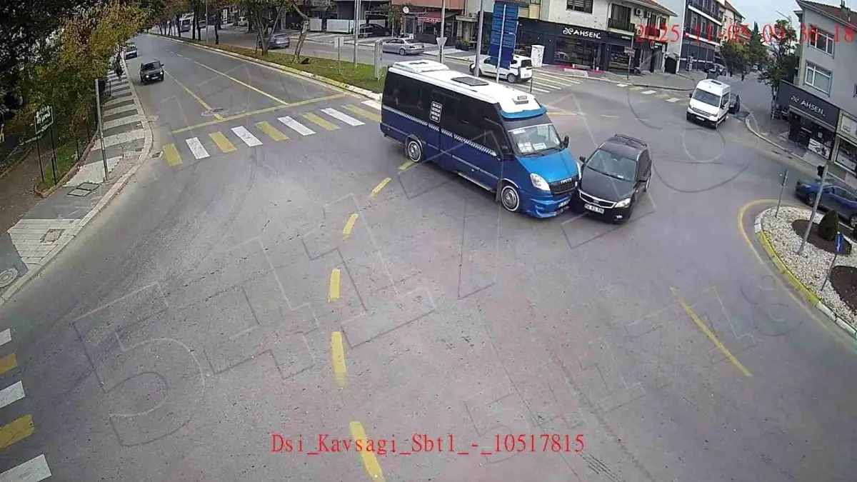 Sakarya’da 4 Trafik Kazası KGYS Kameralarında