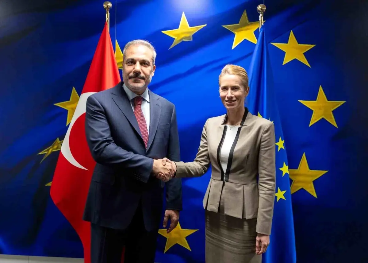 Fidan, Kallas ile Görüştü