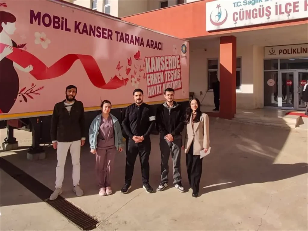 Diyarbakır’da Çüngüş İlçesine Ücretsiz Mobil Meme Kanseri Tarama Hizmeti Geldi