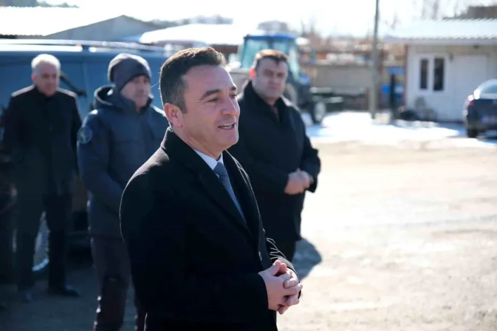 Dökmeci’den personele 4 bin TL yılbaşı primi