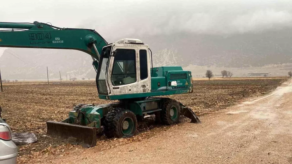 Burdur’da Kepçe Hırsızlığı: Define Avı Şüphesi