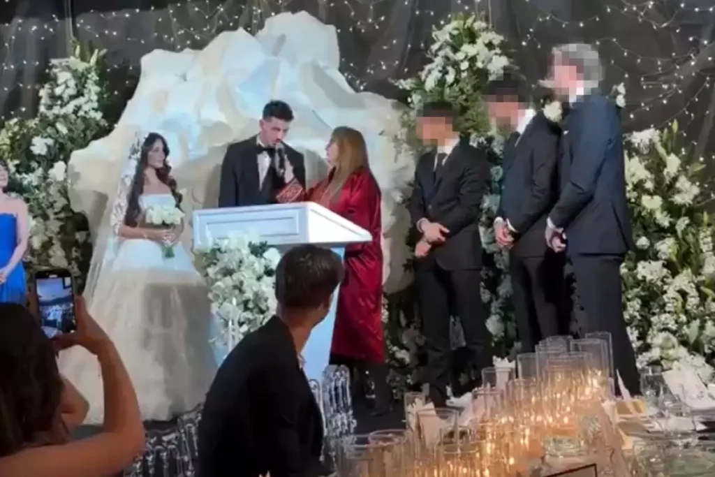 Dünyaevine giren Samet Akaydın’ın nikah şahitleri Fenerbahçelileri kızdırdı