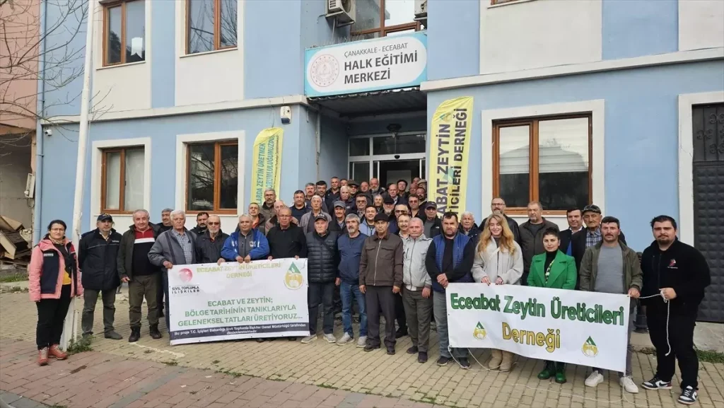 Eceabat’ta Zeytin Üreticilerine Hijyen Eğitimi