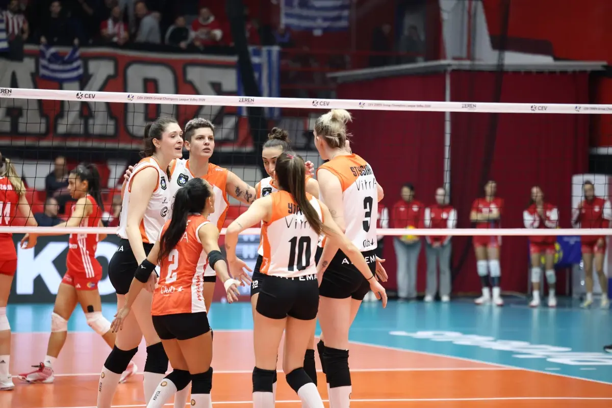 Eczacıbaşı Dynavit, Olympiacos’a 3-2 Mağlup Oldu