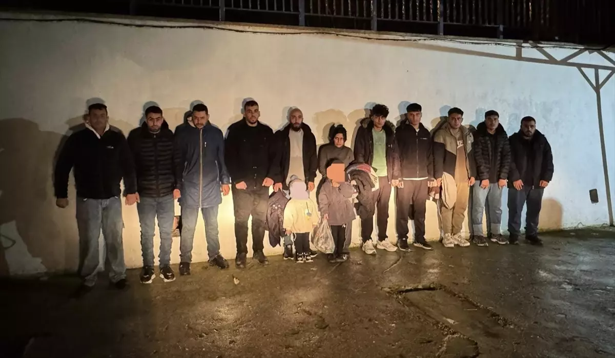 Edirne’de 13 Düzensiz Göçmen Yakalandı