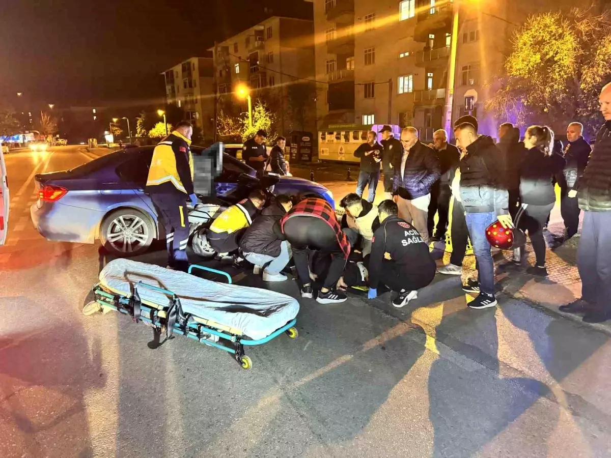 Edirne’de Motokurye ve Otomobil Çarpışması: Sürücü Yaralı