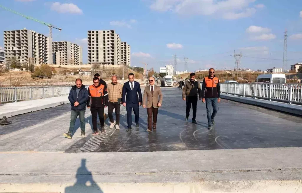 Eğriçay Köprüsü Yenileniyor: Vali Varol Şantiyeyi İnceledi