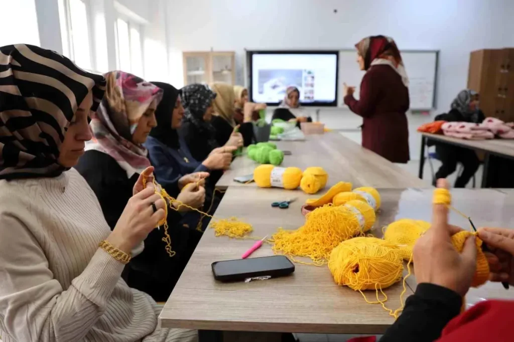 Elazığ’da Kadınlardan El Emeği Ürünler