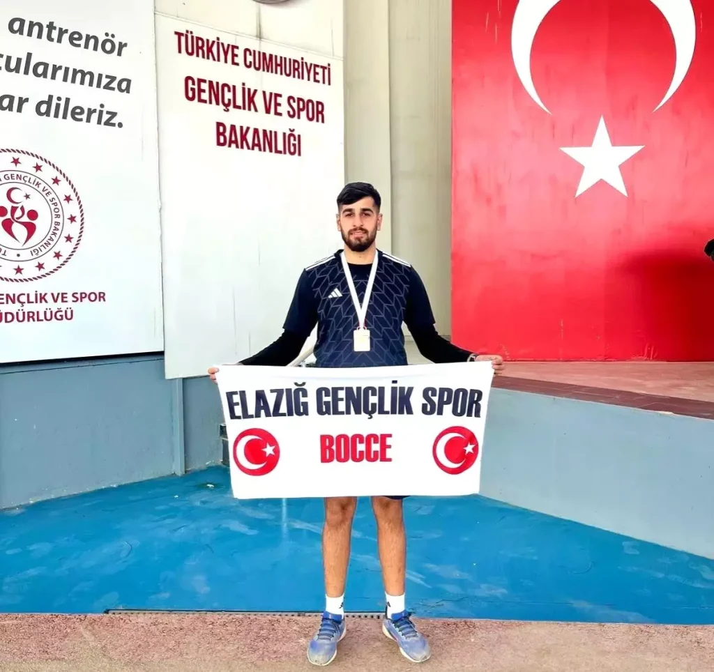 Elazığlı Ahmet Karakaş, Volo Türkiye Şampiyonası’nda Türkiye 3’üncüsü Oldu!