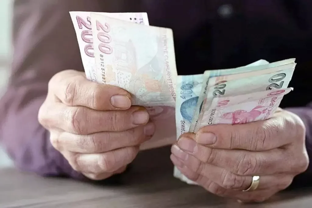 Emekli Olmak İsteyenler Dikkat! 15 Gün İçinde Prim Borçlarına Gelen Büyük Zam ve Yeni Asgari Ücret Artışı