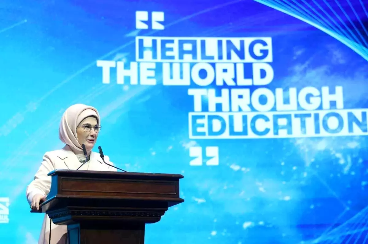 Emine Erdoğan: “İnsanlığın bilimsel ilerleyişinde yepyeni bir çığır açan yapay zeka bir savaş suçlusuna dönüştü”