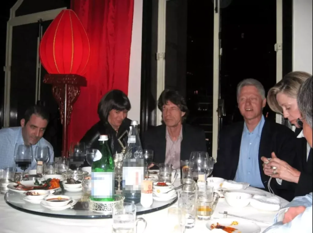 Epstein Belgelerinde Ünlü İsimler Şok Gördü: Clinton, Jackson ve Daha Fazlası