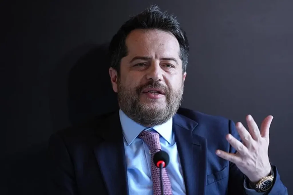 Erden Timur Gözaltına Alındı! Galatasaray Eski Yöneticisi Hangi Suçlamalarla Karşı Karşıya?