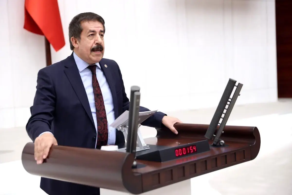 Erdoğan’ın sözlerini aktaran Fırat’tan yatırımcılara “Erzurum’a fabrika açın” çağrısı