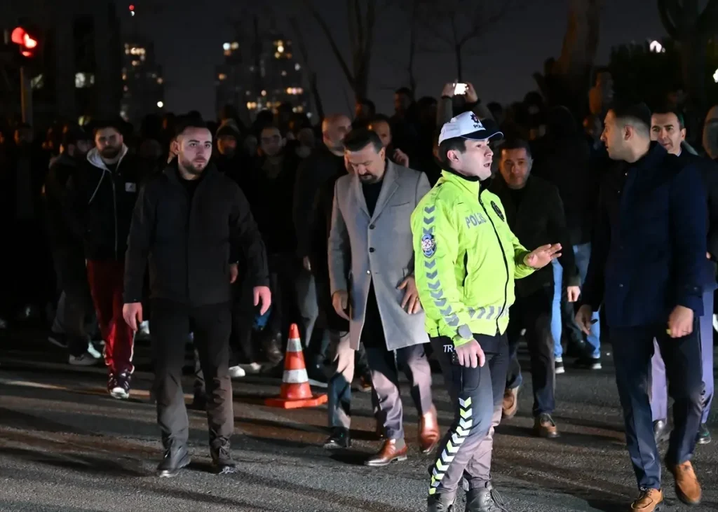 Fenerbahçe Yönetimi’nden Sadettin Saran’a Destek Açıklaması