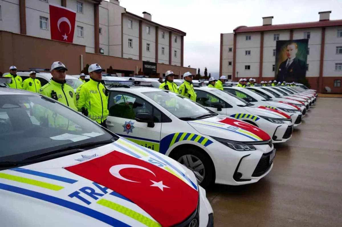 Erzincan’da 122 Yeni Güvenlik Aracı Teslim Edildi