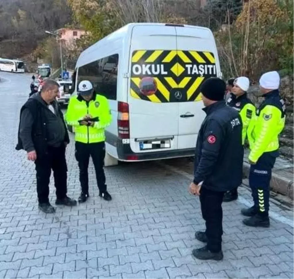 Erzincan’da servis araçlarına denetim