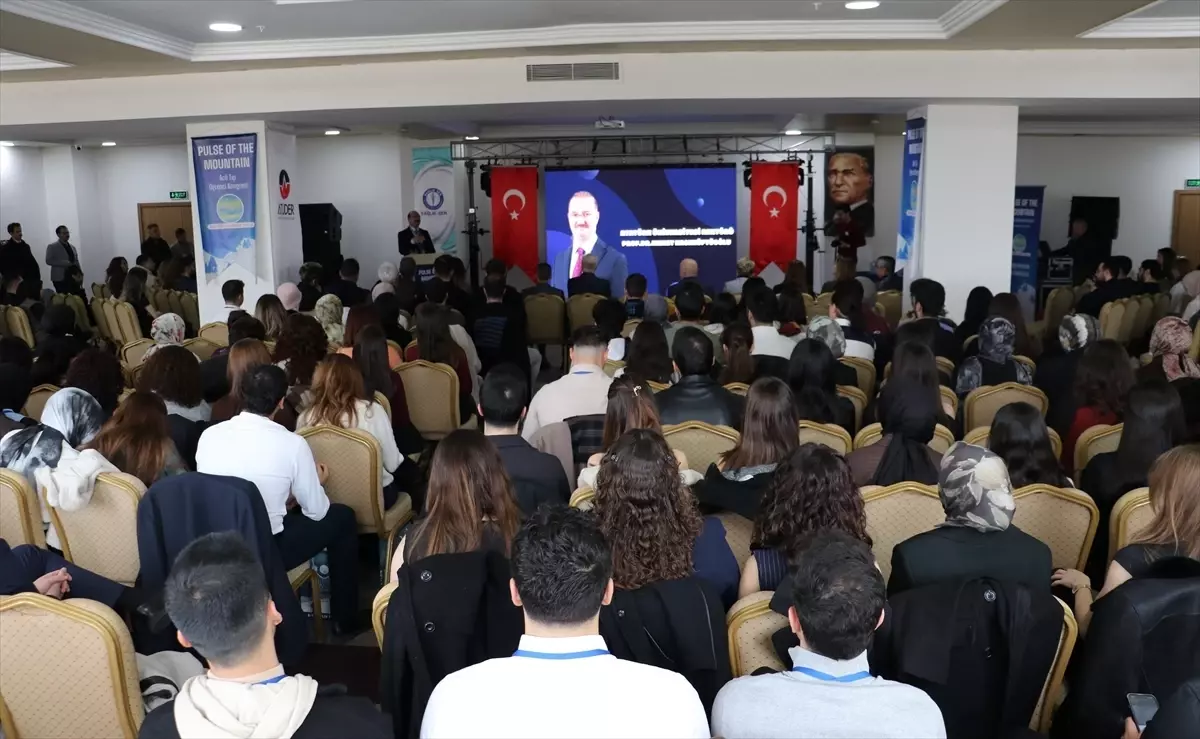Acil Tıp Öğrenci Kongresi Erzurum’da Başladı
