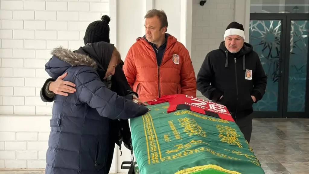 Eski Kaleci Doğan Şenoğlu Son Yolculuğuna Uğurlandı