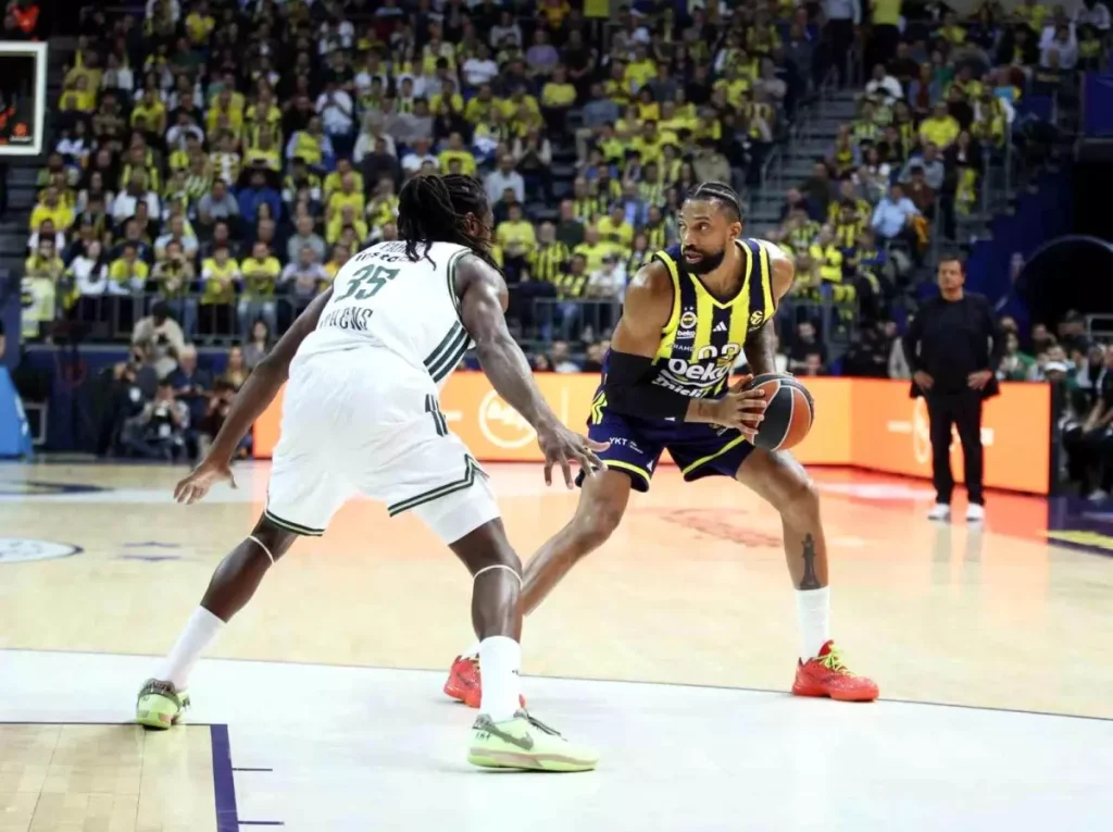 Fenerbahçe Beko, Panathinaikos’a 81-77 Yenildi