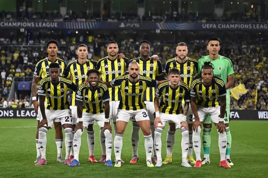 Fenerbahçe’de İki Yıldız Oyuncu Beşiktaş Derbisinde Yer Almayacak!