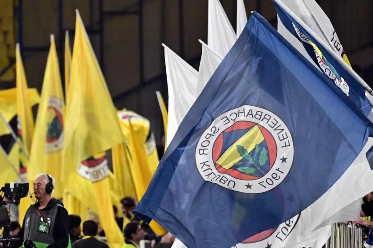 Sadettin Saran’ın bir çağrısı yetti: Fenerbahçe derbi haftasında paraya para demedi