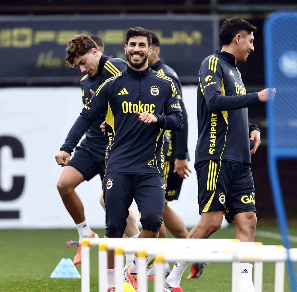 Fenerbahçe, Konyaspor Maçı İçin Hazırlıklarına Başladı