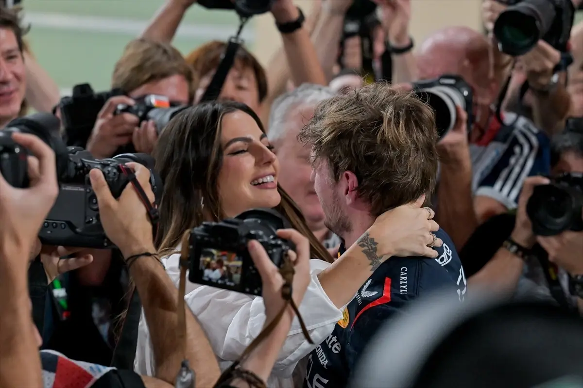 Verstappen Abu Dabi’de Pole Pozisyonu Aldı