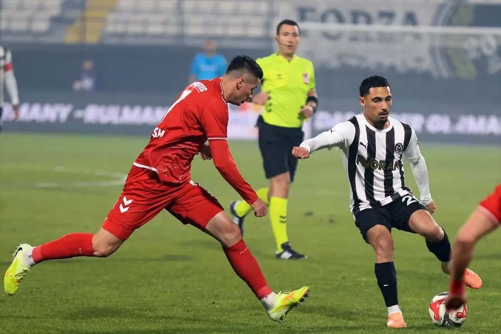 Manisa FK – Ankara Keçiörengücü: 2-2 Beraberlik