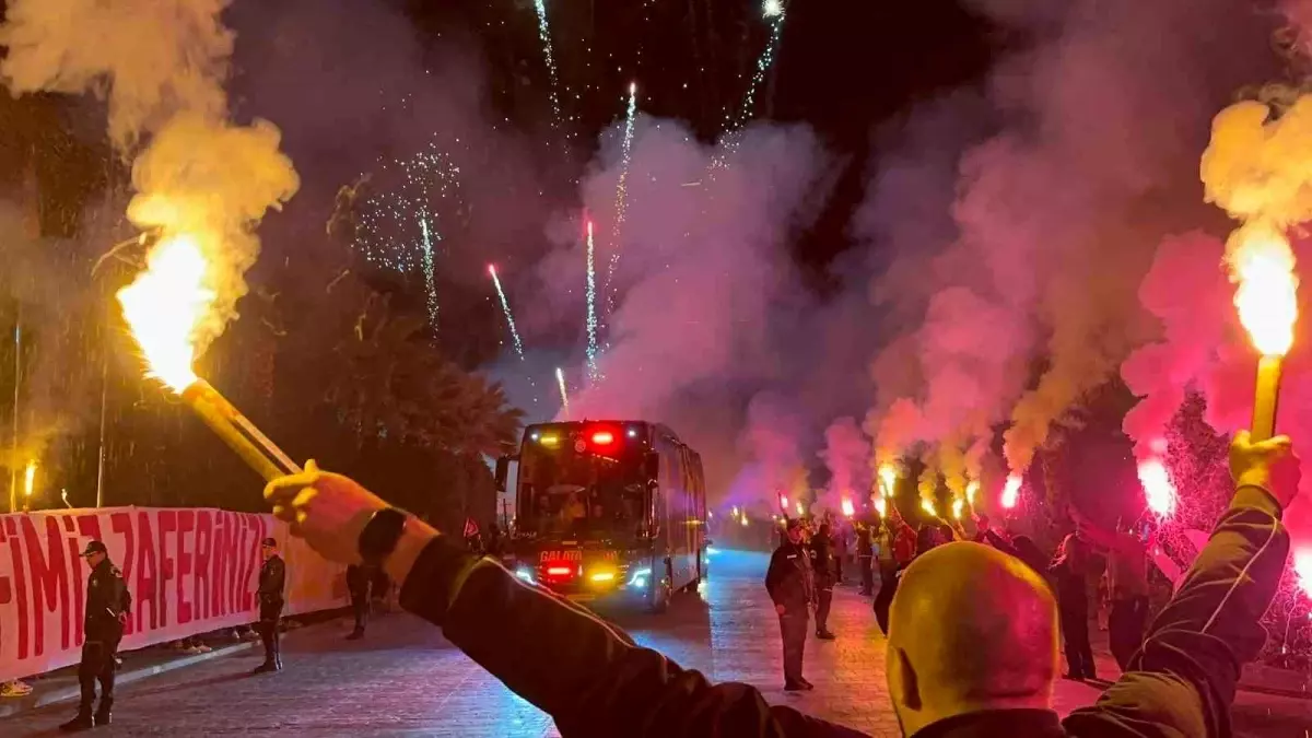 Galatasaray Antalya’ya Geldi: Şampiyonlar Ligi Müziğiyle Taraftar Coşkusu