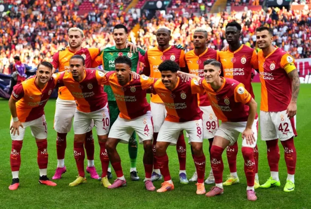 Galatasaray İlk Yarının Lideri