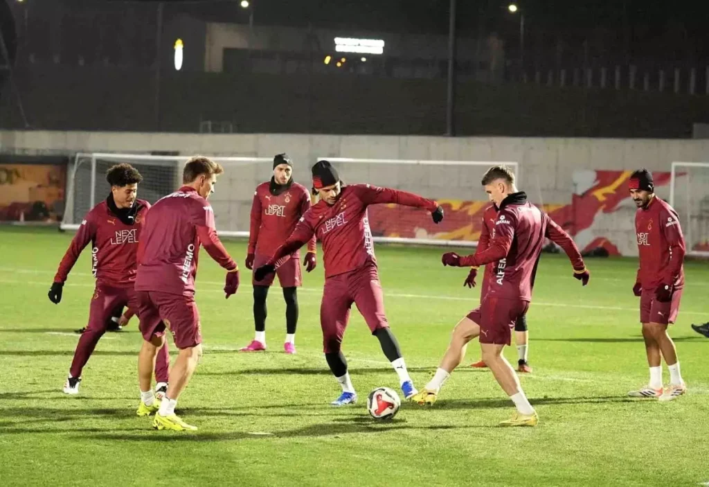 Galatasaray Trabzonspor Maçına Hazırlanıyor