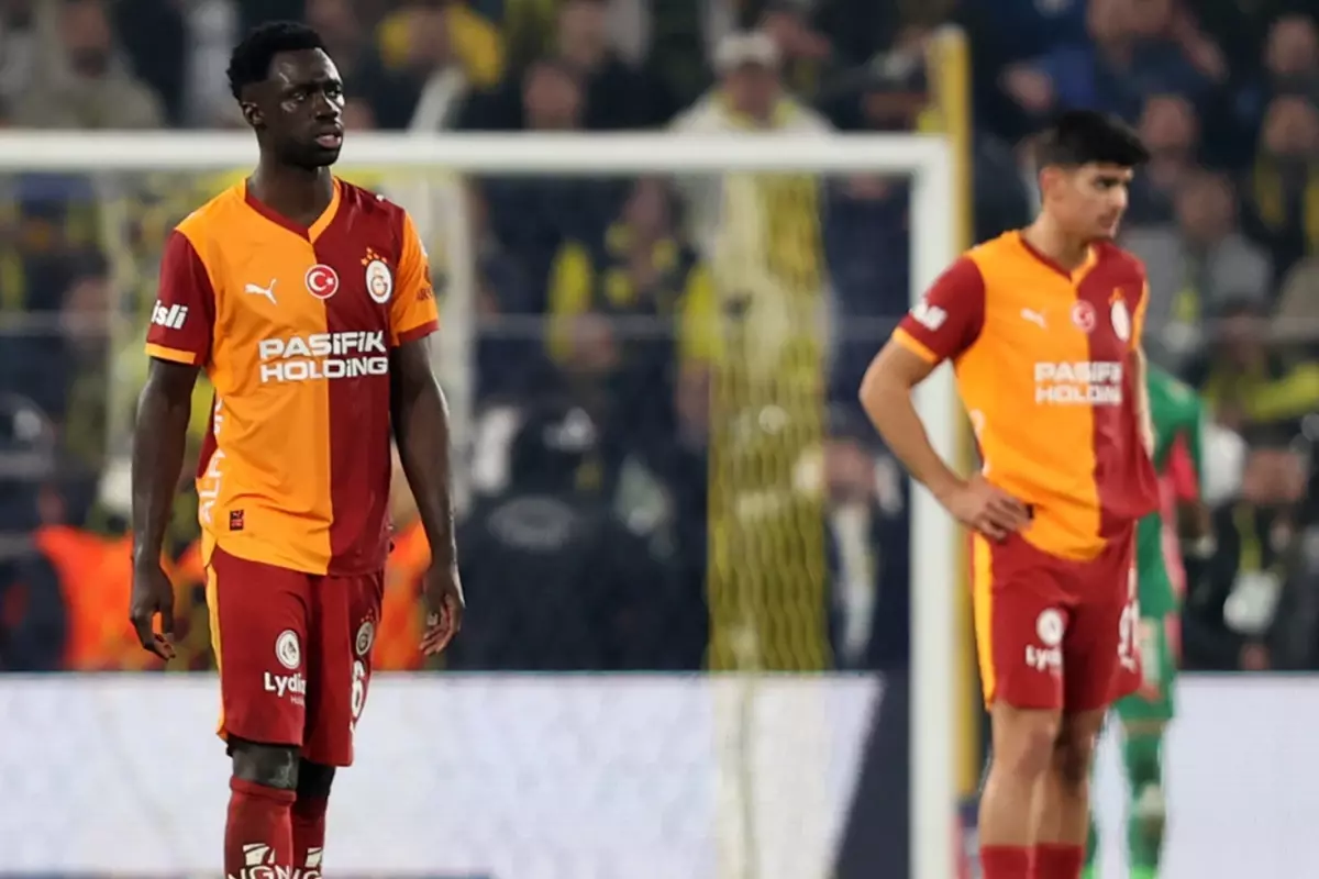 Galatasaraylı Taraftarlardan 90+5’teki Golün Ardından Yıldız Oyuncuya Büyük Tepki
