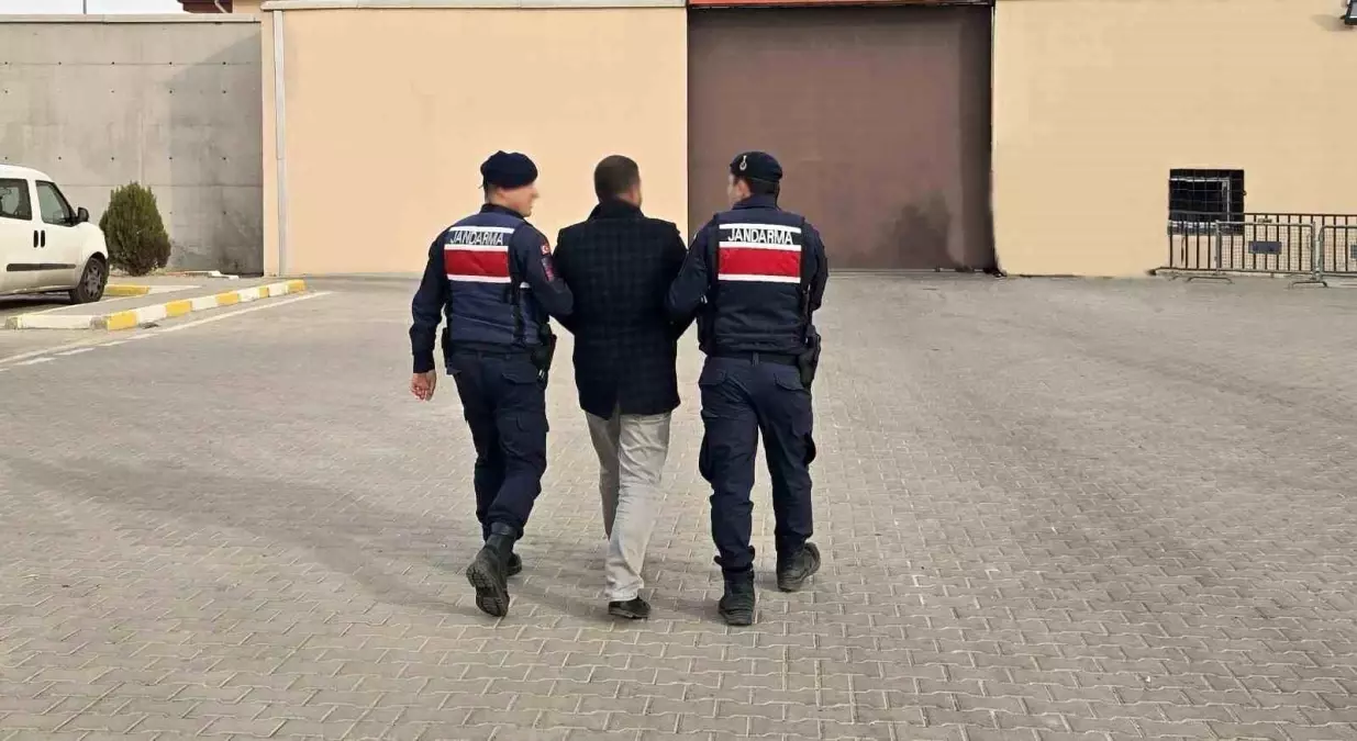 Gaziantep’te aranan 3 şahsı jandarma yakaladı