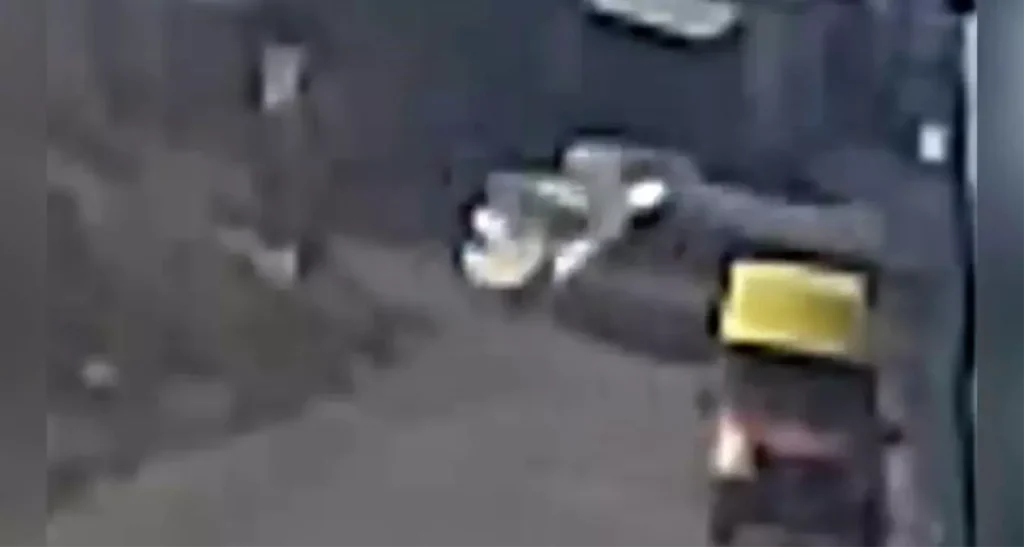 Gaziantep’te servis ile panelvan çarpıştı: Bir kişinin öldüğü feci kaza kamerada