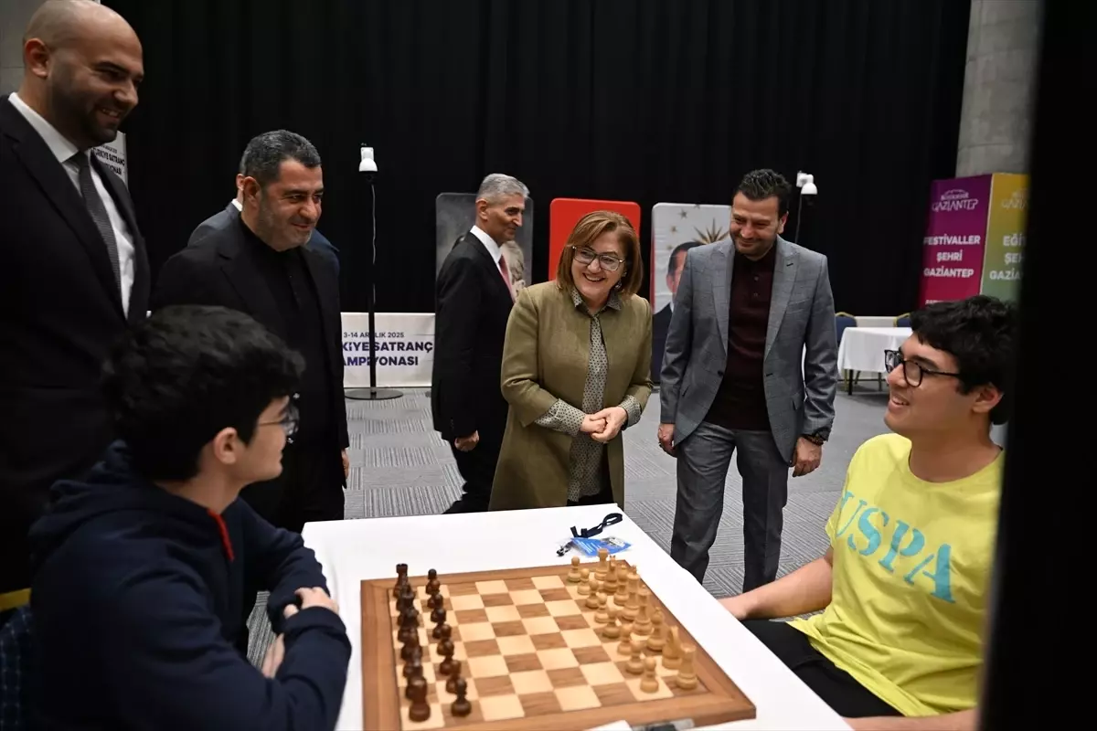 Gaziantep’te Satranç Şampiyonası Kapılarını Açtı