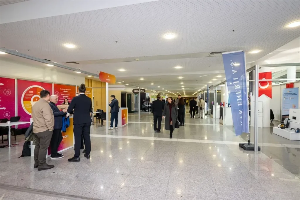 Güneş Enerjisi Kapasitesi Devrim Niteliğinde Artıyor