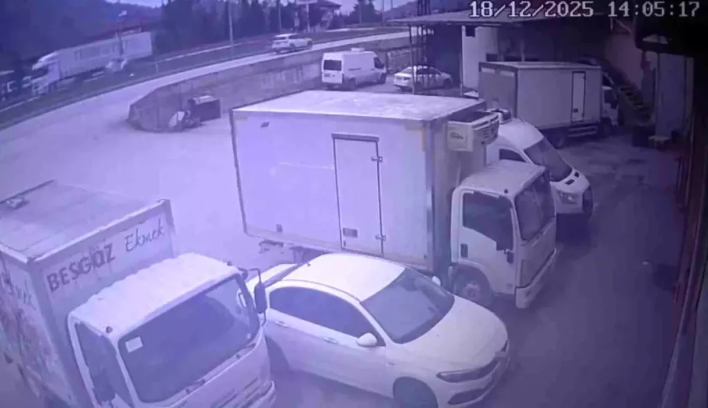 Genç Avukatın Hayatını Kaybettiği Feci Kaza Kamerada Görüntülendi