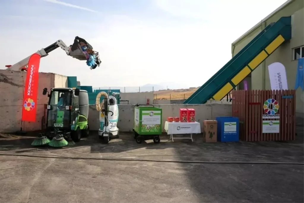 Geri dönüşümde Türkiye birincisi olan Kocasinan, 92 bin ağacın kesilmesini önledi